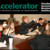 Accelerator, el bootcamp de negocios para jovenes de Vanderbilt